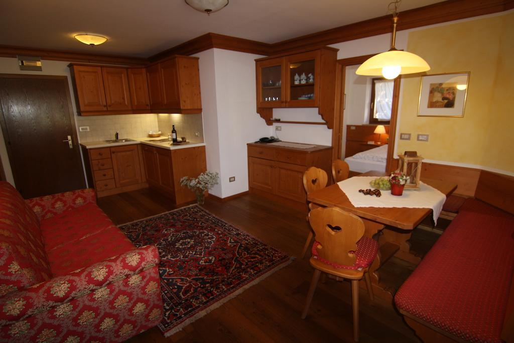 Residence Mairhofer Dobbiaco Phòng bức ảnh