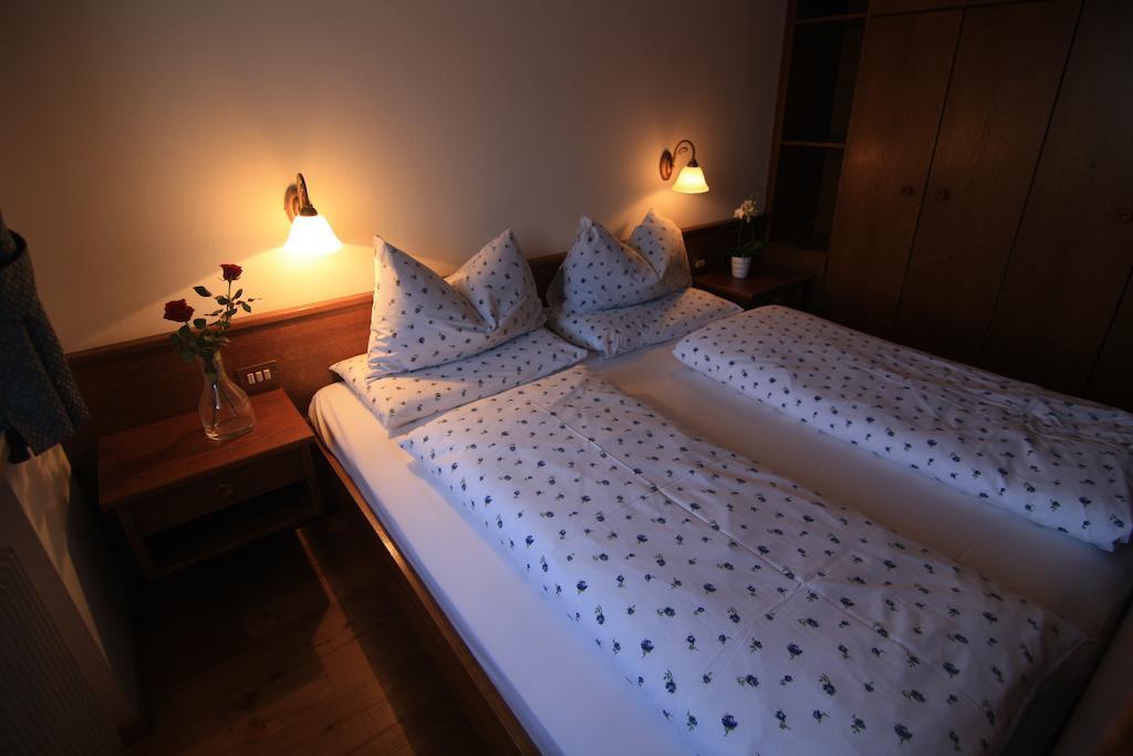 Residence Mairhofer Dobbiaco Phòng bức ảnh